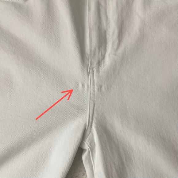 PAIGE Cindy Crop White Jeans - Picture 9 of 10